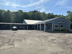 1,500+/- SF RETAIL SPACE