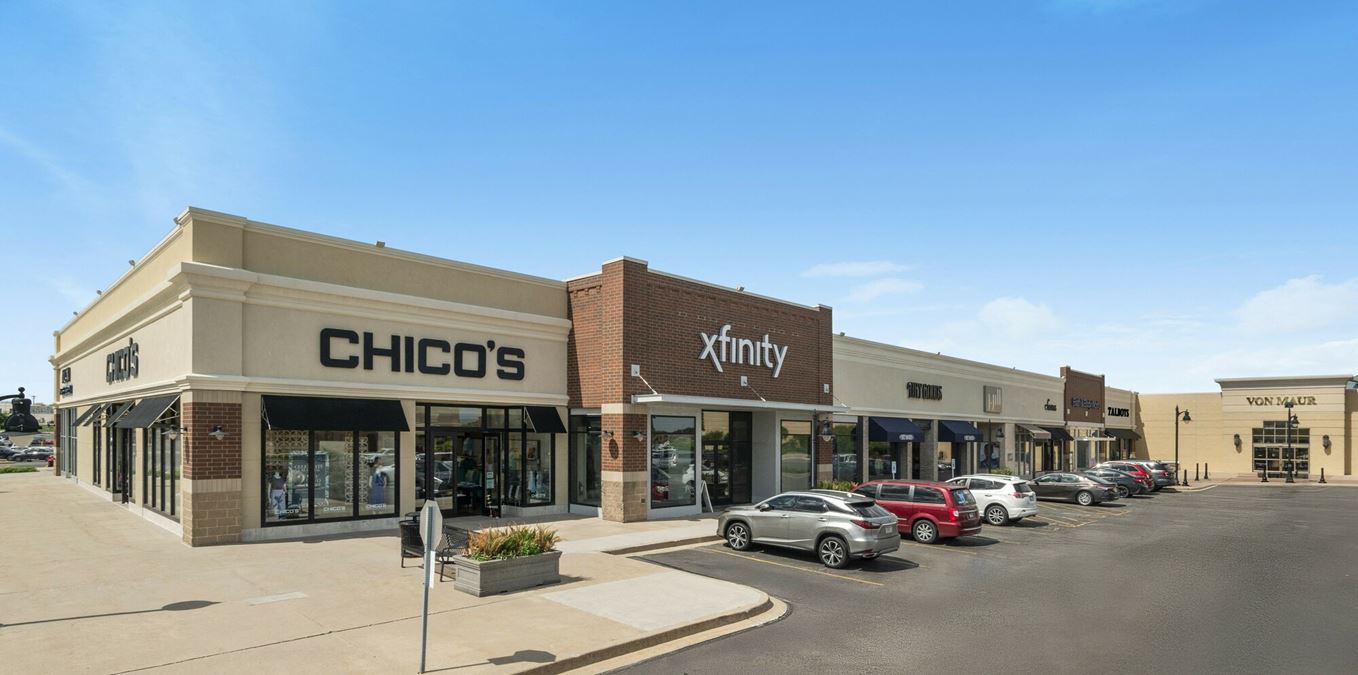 Shoppes at College Hills