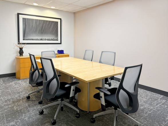 KS, Overland Park - Corporate Woods
