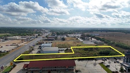 Other space for Sale at 1827 W Oaklawn Rd in San Antonio