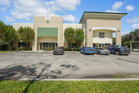 Industrial space for Rent at 10101 Lantana Road in Wellington
