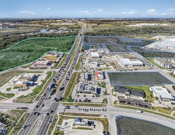 Las Entradas Mixed-Use Development