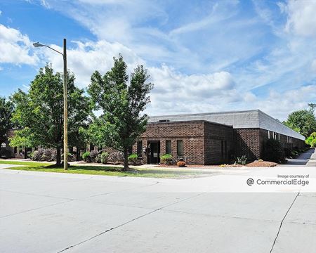 Office space for Rent at 4920 Commerce Pkwy in Cleveland