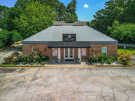Photo of commercial space at 2508 E Piedmont Rd in Marietta