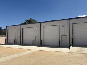 124 Golf Ave.  |  Tyler, TX 75702 Industrial Warehouse Unit