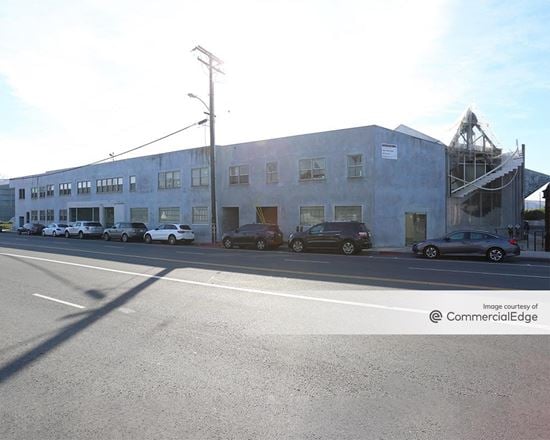 Conjunctive Points - What Wall & 3520-3526 Hayden Avenue