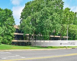 Ridgeway Center - 5900 Poplar Avenue, 5865 & 5885 Ridgeway Center Pkwy