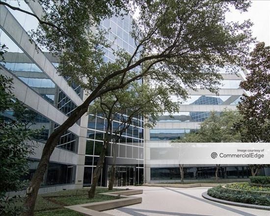 Park West I