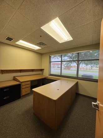 Plum Creek Business Park, Condo 100