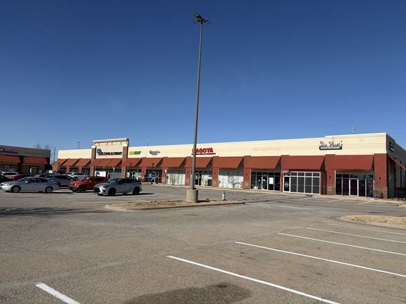 Lakeview Pointe Shopping Center