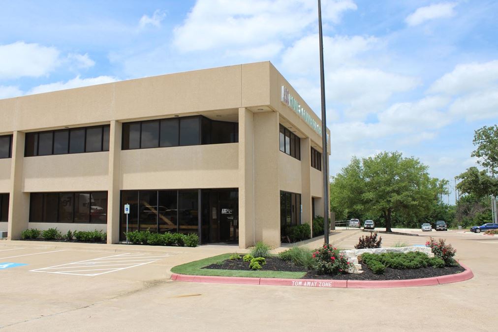 1009 North Earl Rudder Freeway