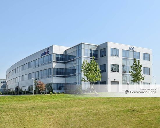 Airborne Business Park - 400 Airborne Pkwy