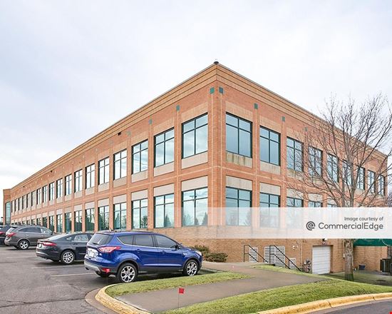 12600 Whitewater Dr Bldg