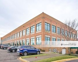 12600 Whitewater Dr Bldg