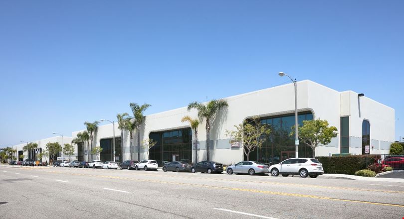 11832-11954 La Cienega Boulevard