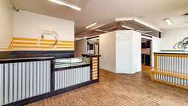Well Positioned Commercial Unit