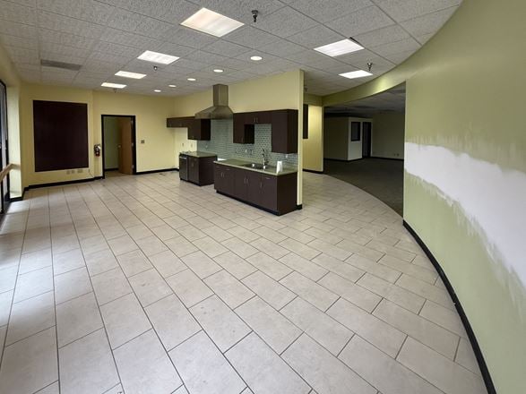 Pine Ridge Business Park - Building K