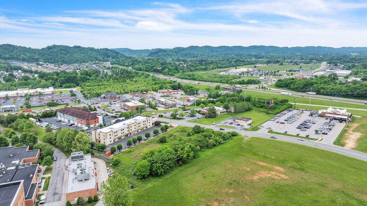 ±1.4 Acres | Strategic Location Near Emory Rd & I-75