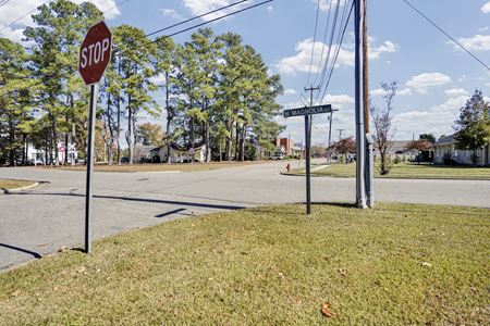 Other space for Rent at 115 North Magnolia Street in RAEFORD