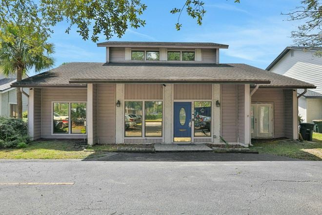 9218 Cypress Green Dr.,