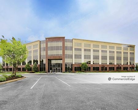 Office space for Rent at 301 Pennsylvania Pkwy in Indianapolis