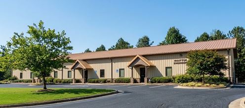 1424 Veterans Drive, Suite 3-A