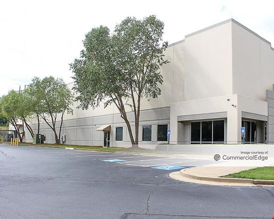 Chastain Distribution Center - 1305 & 1325 Chastain Road NW