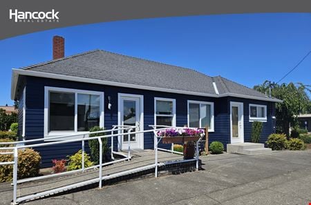 Photo of commercial space at 1095 N 1st Ave in Stayton