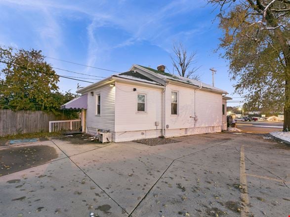 329 E Dayton Dr