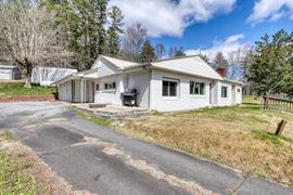 5380 W US Highway 64