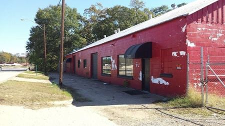 Industrial space for Sale at 2507 W 7th St in Texarkana