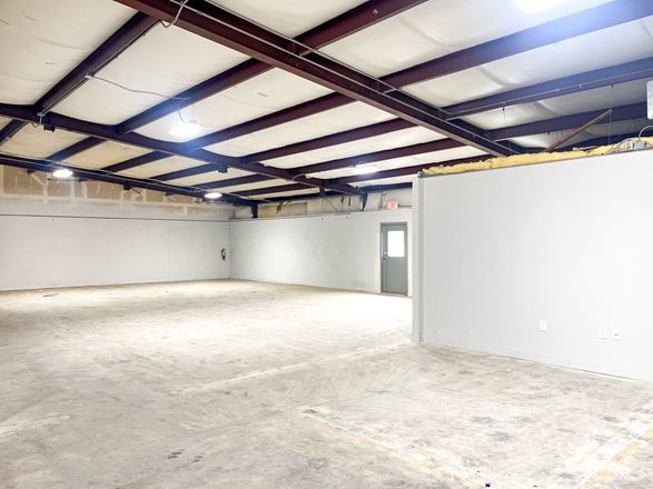 Office/Warehouse with Cranes & Hwy 74 Visibility