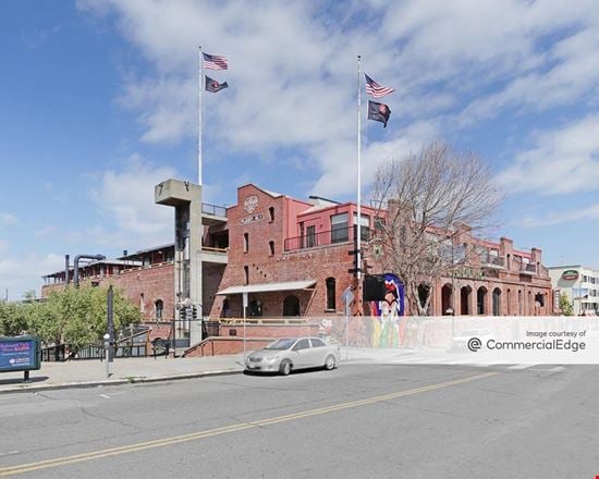 The Cannery Courtyard