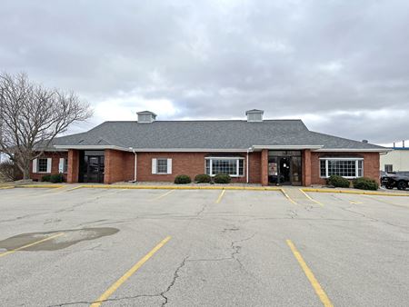 2988-2990 Court St - Pekin