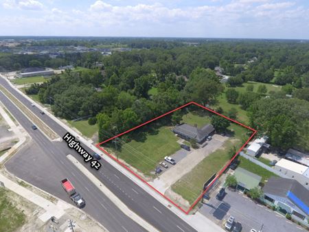 Photo of commercial space at 38480 LA-42 in Prairieville