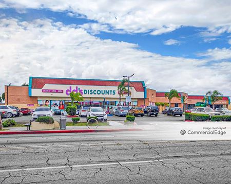Retail space for Rent at 3848 Tweedy Blvd in South Gate