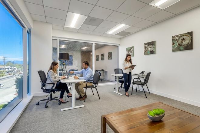 Barrister Executive Suites - Warner Corporate Center