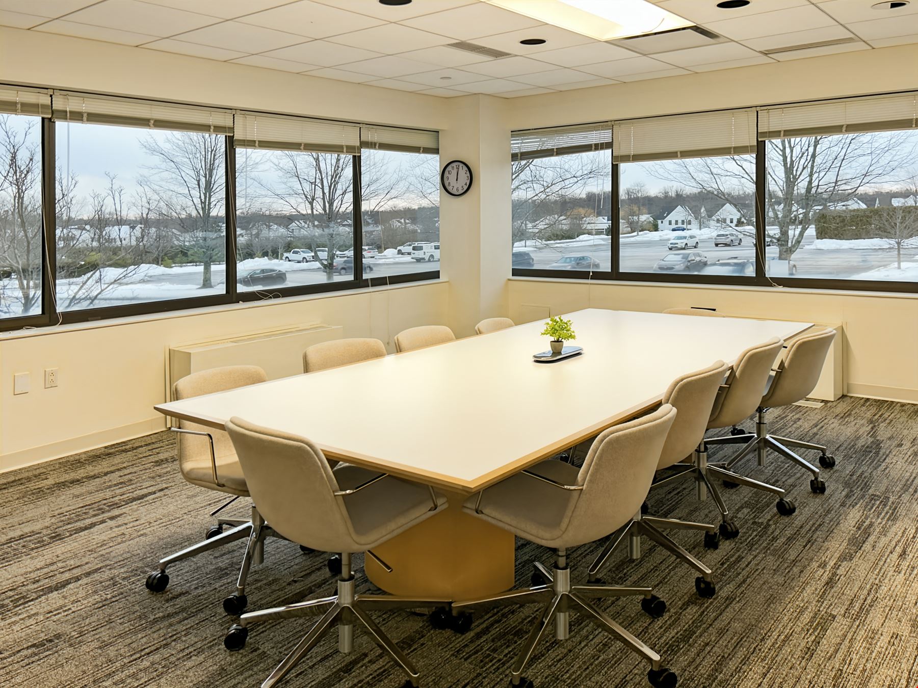 NY, Rye Brook - International Dr