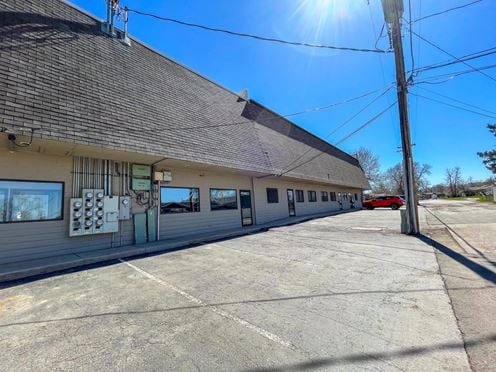 Jackson Blvd Plaza Office Suite
