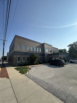 131-39 S Broad Street