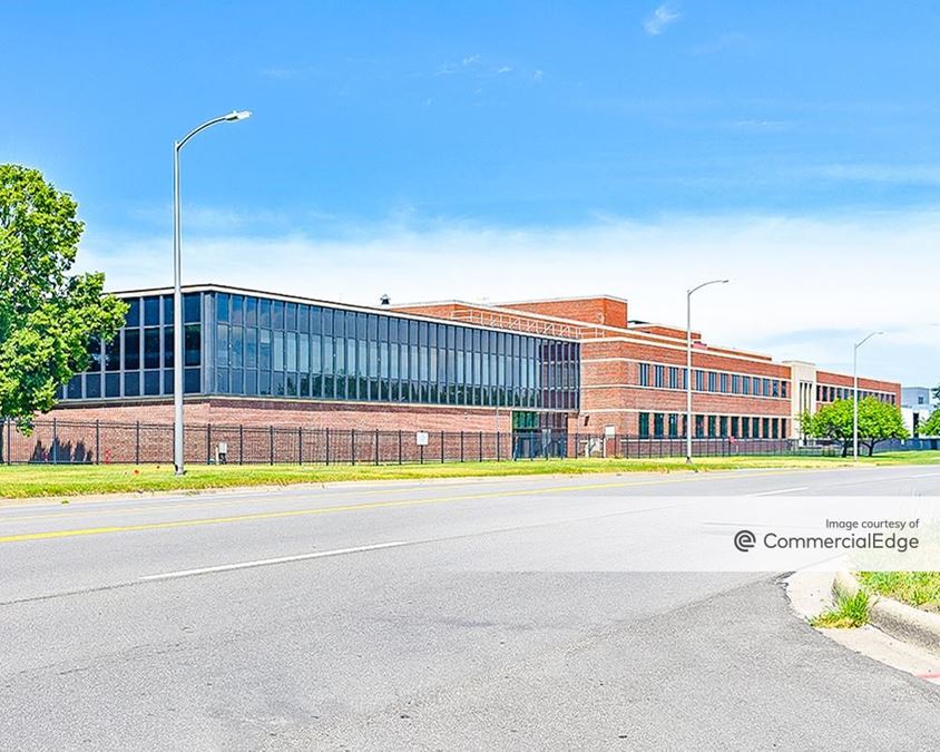 Global Propulsion Systems Pontiac Engineering Center