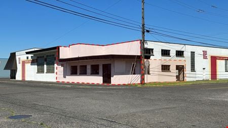 Photo of commercial space at 906 Vandercook Way in Longview