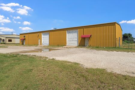 Photo of commercial space at 426 S McLennan Loop in Elm Mott