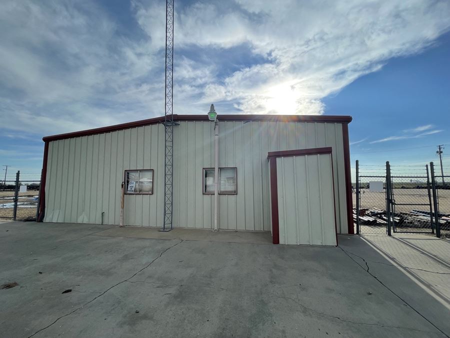 9,992 SF Industrial on 2.479 AC