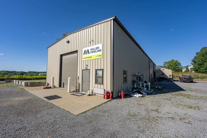 12 Alps Ave