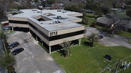 MacArthur Professional Building