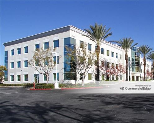 Gateway Corporate Center - 21680 Gateway Center Drive