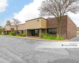 Nicollet Business Campus - Buildings C, D & E
