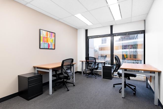 Regus - Vancouver - Robson Square