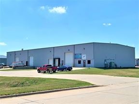 Expedition Court Warehouse (2802) - Sioux City
